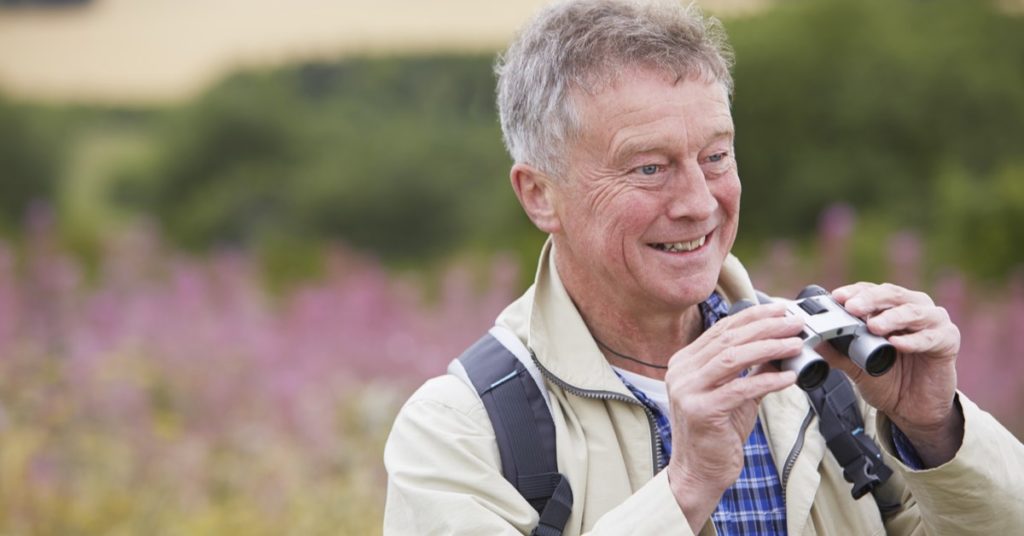 Hobbies for Seniors: 10 Interesting Activities, bird watching
